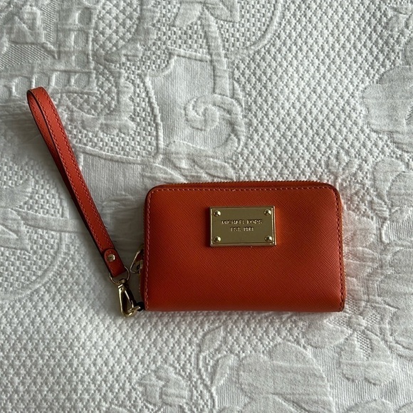 Michael Kors Orange Wallet - Picture 2 of 8